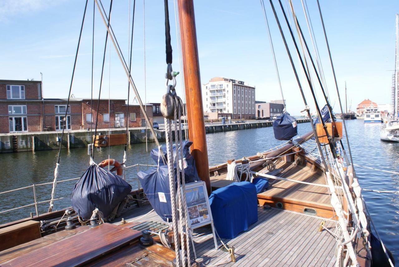 Seestern Am Hafen Mit Balkon - Abc139 By AbcWißmar Eksteriør billede